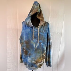 Woman’s Large Hand Dyed Tie-Dye Hoodie